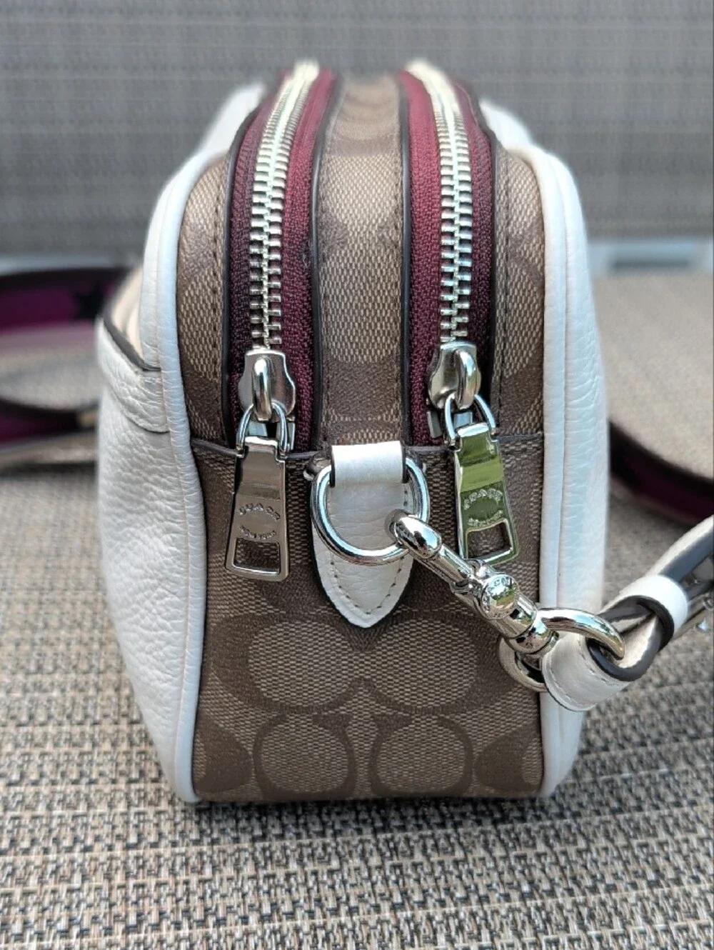 RARE Coach Jes Star Wars Droid Crossbody Bag (F88008) EUC